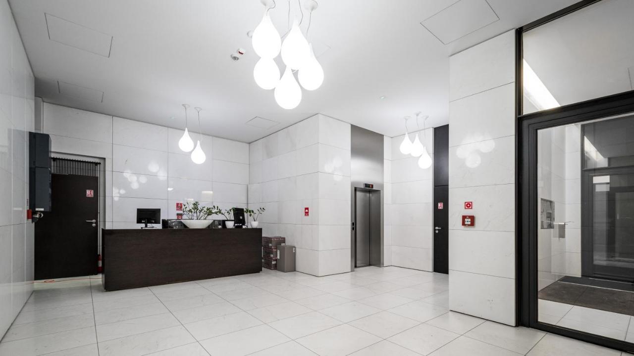 Apartamenty Sun & Snow 19 Dzielnica With Free Parking Warschau Buitenkant foto