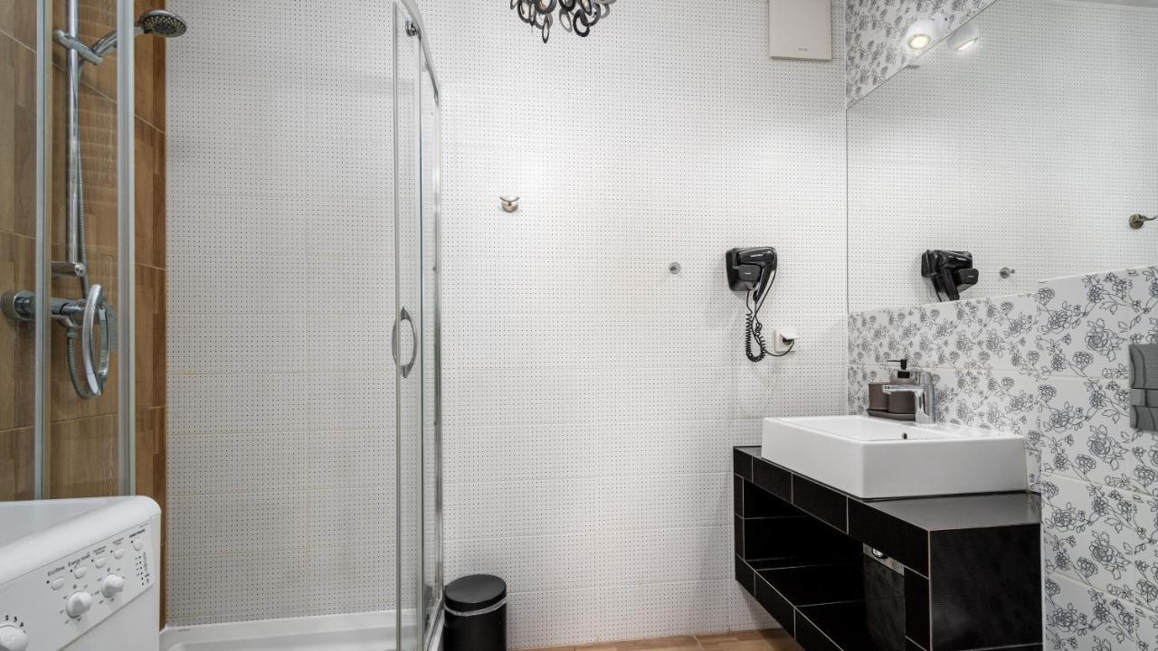 Apartamenty Sun & Snow 19 Dzielnica With Free Parking Warschau Buitenkant foto